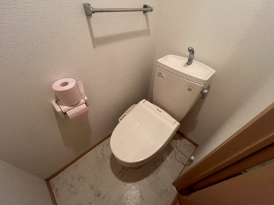 【トイレ】 | シロス船上 | 温水洗浄便座