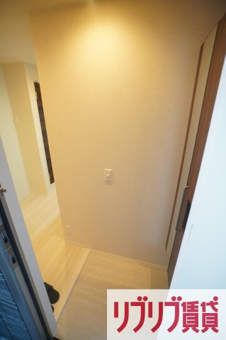 D-ROOM椿森1丁目Cの玄関