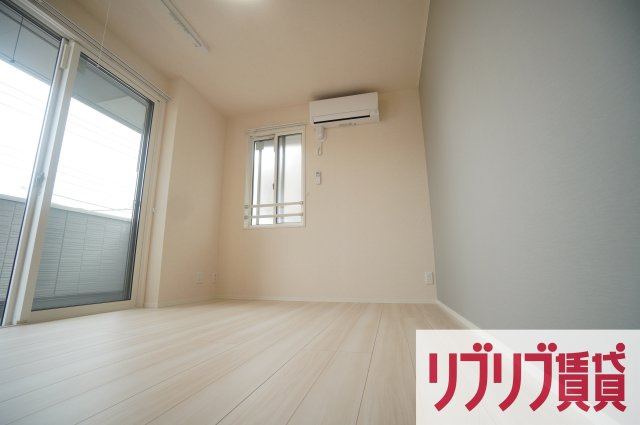 D-ROOM椿森1丁目Cの居間・リビング