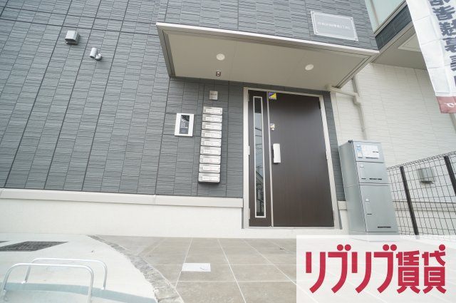 D-ROOM椿森1丁目Cのエントランス