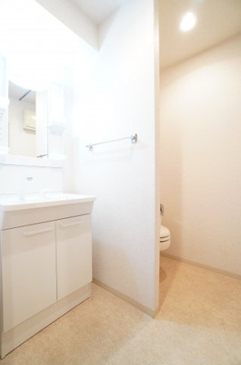 【洗面所】 | Biz STAY千葉・蘇我 | ※同物件・反転タイプの写真です。