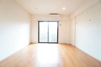 【洋室】 | Biz STAY千葉・蘇我 | ※同物件・反転タイプの写真です。