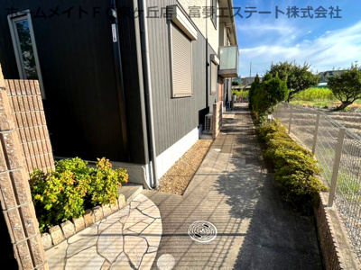 【エントランス】 | シャーメゾンカーサ