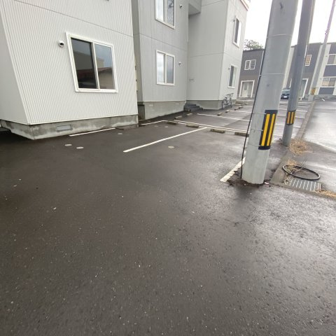 セントウレアの駐車場
