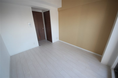 【居間・リビング】 | ポルト・ボヌール梅田WEST