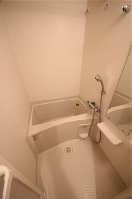 【浴室】 | ポルト・ボヌール梅田WEST