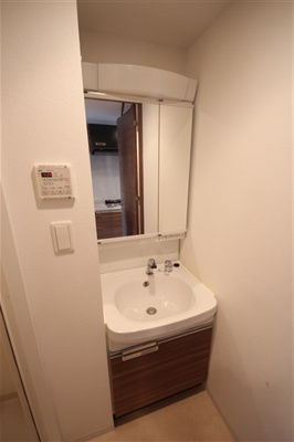 【洗面所】 | ポルト・ボヌール梅田WEST