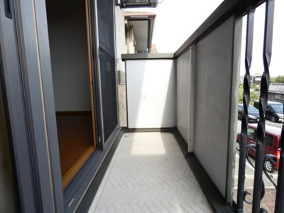 【バルコニー】 | サニーコート A棟 | お洗濯にも便利なバルコニー付き