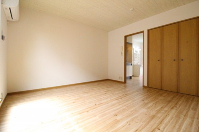 【寝室】 | ダンディライオン西市