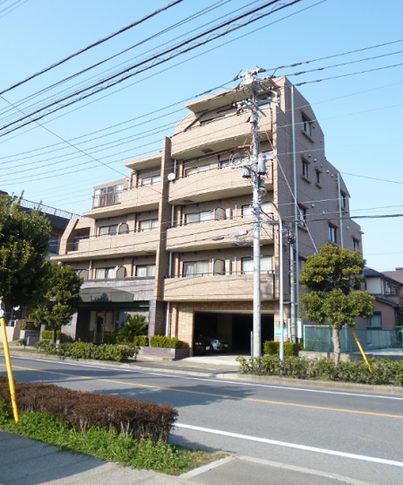 フェースタワーⅢの外観