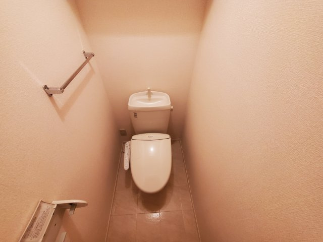 サニーウエルのトイレ|落ち着いたトイレです