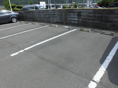 【駐車場】 | マリンプラザ Ａ | 駐車場