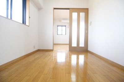 【寝室】 | エルフィン