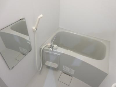 ブリエ五条大宮の浴室