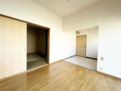 【洋室】 | 川辺平家C