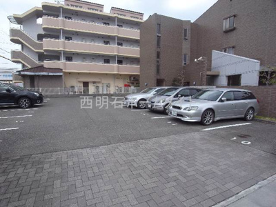 【駐車場】 | グランドシャリオ | 駐車場
