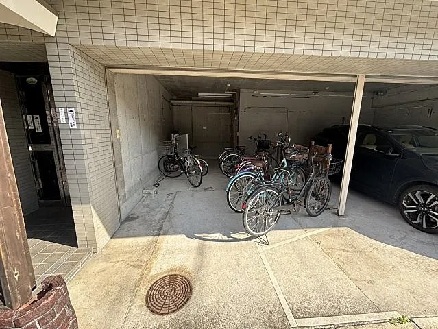 メゾン・ド・ローリエのエントランス