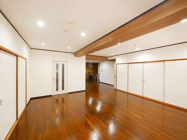 朝日プラザアーバネート奈良Ⅱの居間・リビング