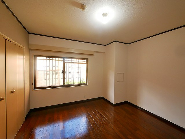 朝日プラザアーバネート奈良Ⅱの洋室