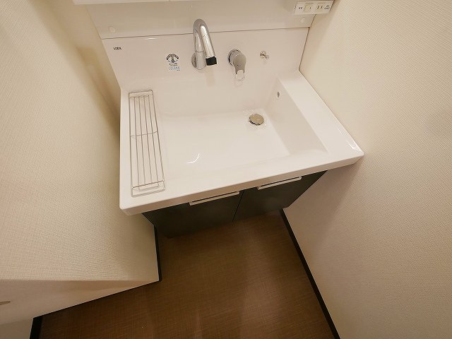 朝日プラザアーバネート奈良Ⅱの洗面所|使いやすい洗面所です