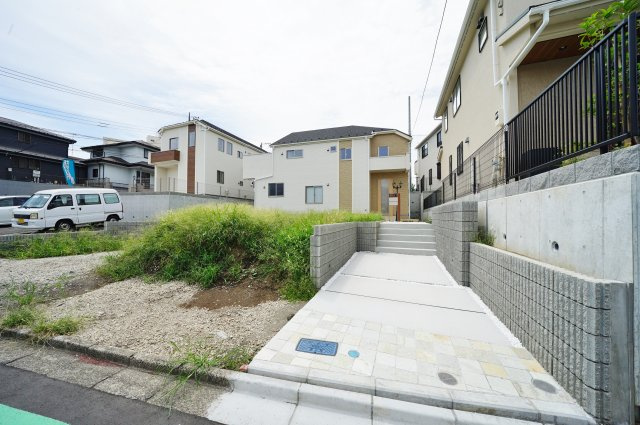 【横浜市旭区金が谷１丁目2-15全３棟新築戸建て１号棟】★仲介手数料無料★（笹野台小学校・希望が丘中学校）の外観
