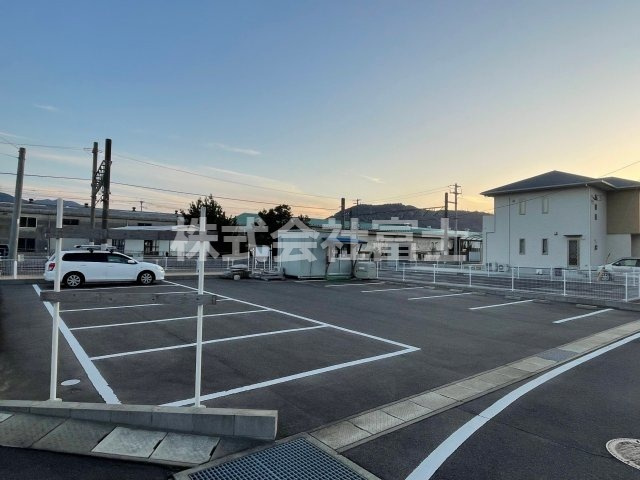 浜崎月極駐車場の外観