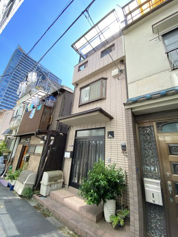「月島」駅徒歩4分、閑静な住宅街に立地