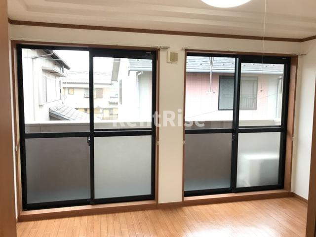 ルミエール シャトーの洋室|洋室