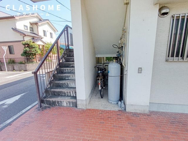 大栄コーポ　　　刈谷市近郊の賃貸はクラスホームのエントランス