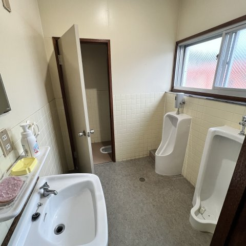 室蘭市知利別町１丁目8-13テナントのトイレ