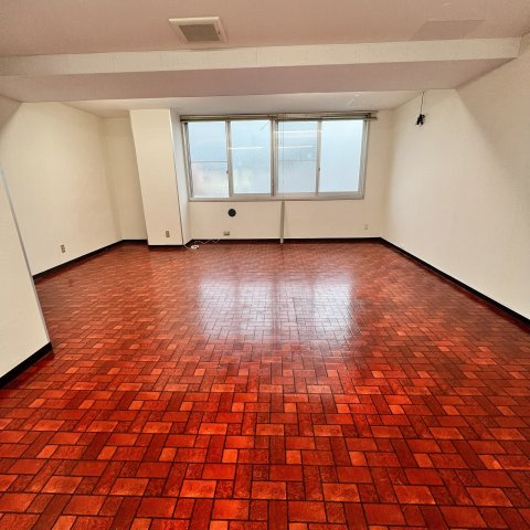 室蘭市知利別町１丁目8-13テナントの内装