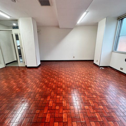 室蘭市知利別町１丁目8-13テナントの内装