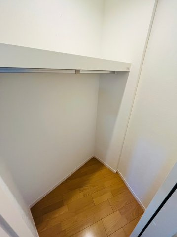 仲介手数料0円Terre-Ⅳの収納