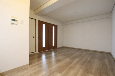 【居間・リビング】 | グランドハイツ杉田Ⅰ