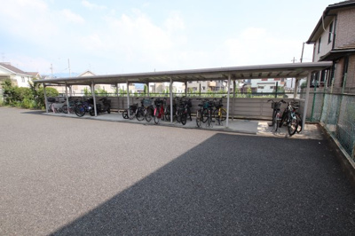 【その他共用部分】 | グランドハイツ杉田Ⅰ | 駐輪場