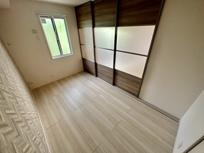 【洋室】 | リバーサイドガーデン