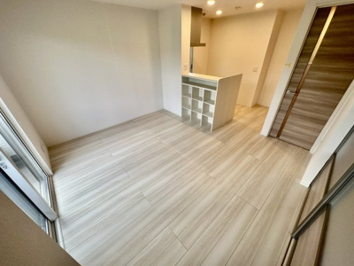 【居間・リビング】 | リバーサイドガーデン