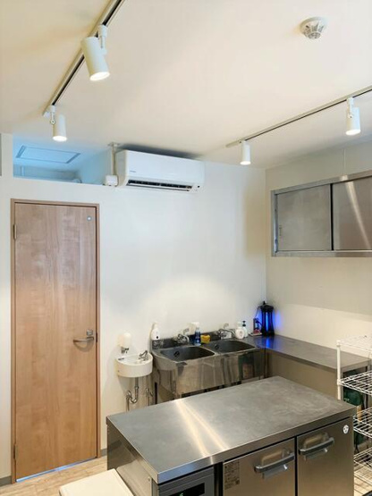 【キッチン】 | ＭＯＤＥＲＮ　ＰＡＬＡＺＺＯ　博多ｖｉｃｉｎｏ