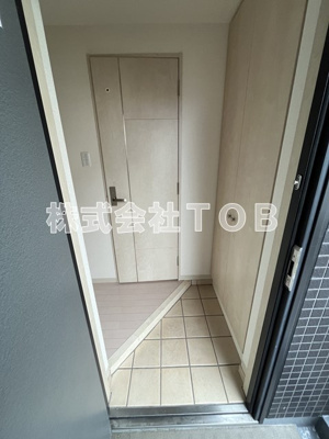 【玄関】 | リジノワール千歳烏山