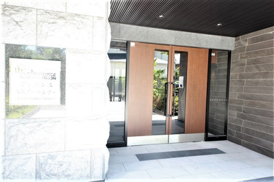 【エントランス】 | プレサンス大阪ゲートシティ