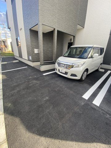 エクシア久留米大学駅前の駐車場