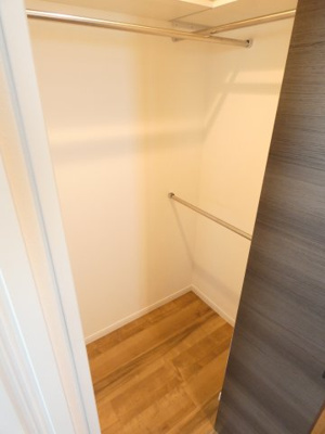 【収納】 | Best Stage 拝島 | たっぷり収納ウォークインクローゼット