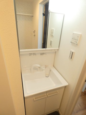 【洗面所】 | Best Stage 拝島 | 忙しい朝に便利なシャンプードレッサー