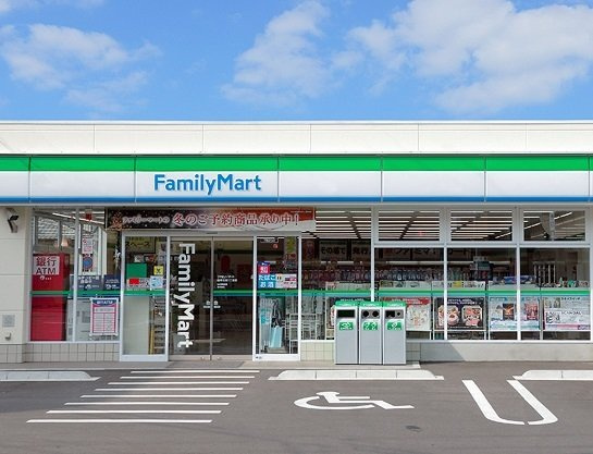 クレアガーデン大高台の周辺|ファミリーマート下瀬木店まで700m