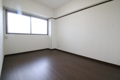 【洋室】 | ラ・ルーチェ芳泉