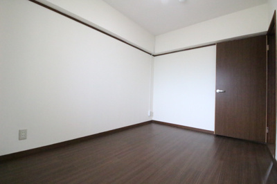 【寝室】 | ラ・ルーチェ芳泉