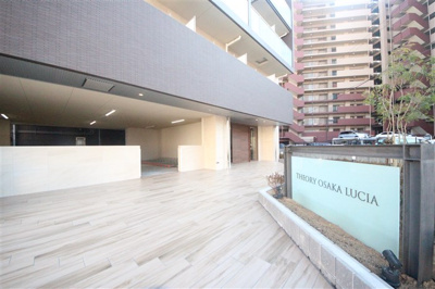【エントランス】 | セオリー大阪ルチア