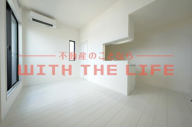 エクシア久留米大学駅前【キャッシュバック対象物件】の内装|明るい室内です