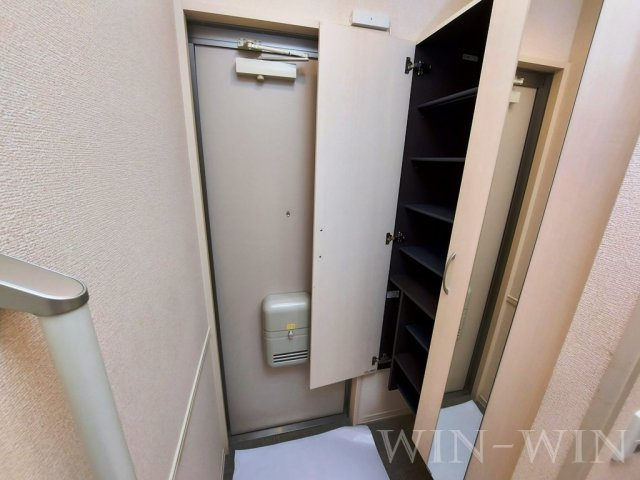 オアシス牛川 Ⅱの玄関