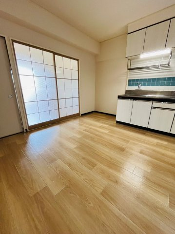 仲介手数料0円メゾンパトラージュの居間・リビング